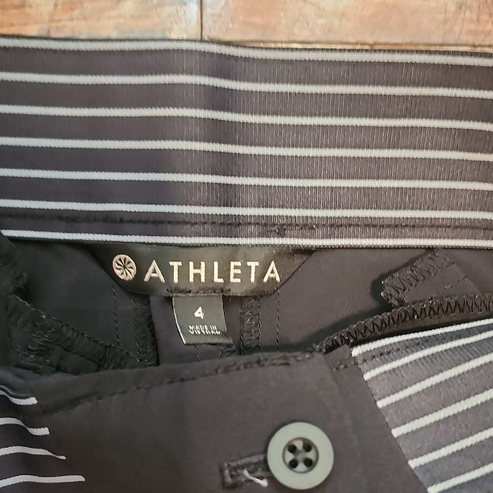 Athleta Black Ankle Cropped Pants Relaxed Fit - Picture 3 of 10